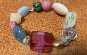 ビーズブレスレット作り - ミチェル