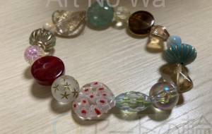 新しいビーズでブレスレット作り - ミチェル