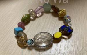 真ん中クリスタルビーズブレスレット - ミチェル