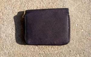 母さんの財布 - 真鍋哲地