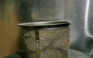 母さんゴミの家母さん - 真鍋哲地