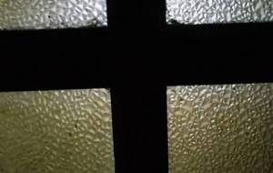 貧困の十字架 - 真鍋哲地 