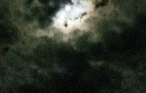 月夜の死神の歌を抱きしめ - 真鍋哲地