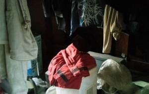 貧困美術インスタレーションいのち、 - 真鍋哲地