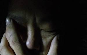 いつも一緒、母さん思い出の笑顔、今も泣いてました - 真鍋哲地