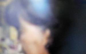 冷たい画面写真、母さん居ない - 真鍋哲地