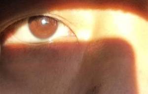 秋、瞳、自分 - 真鍋哲地