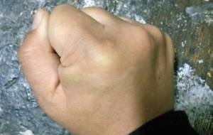 母さんなんで母さんなんでなんで - 真鍋哲地