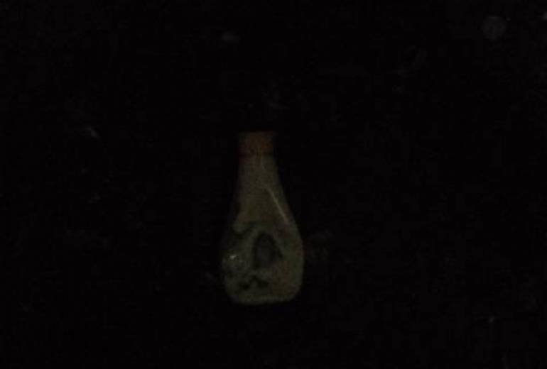 貧困食品これとパン、僕にはじゅうぶん