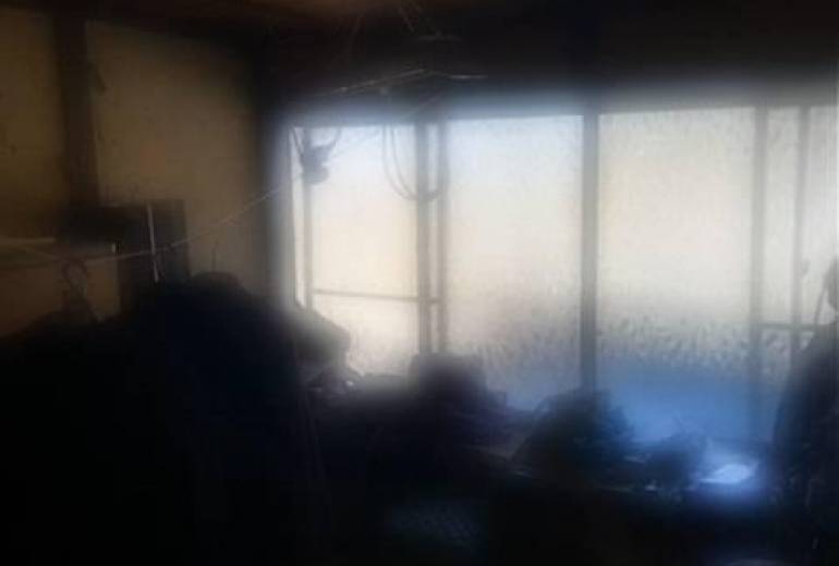 貧困、母さんの部屋、別れ