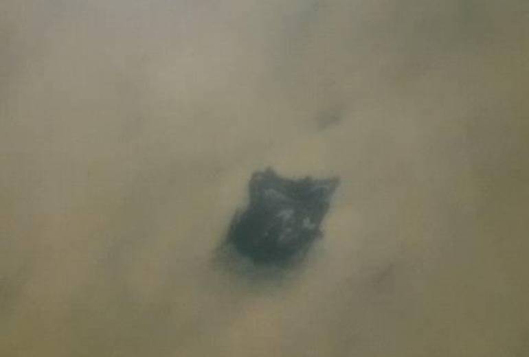 1000年後、僕が破片なっても、母さんの忘れないで、愛を