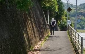 父さん、、、心配 - 真鍋哲地