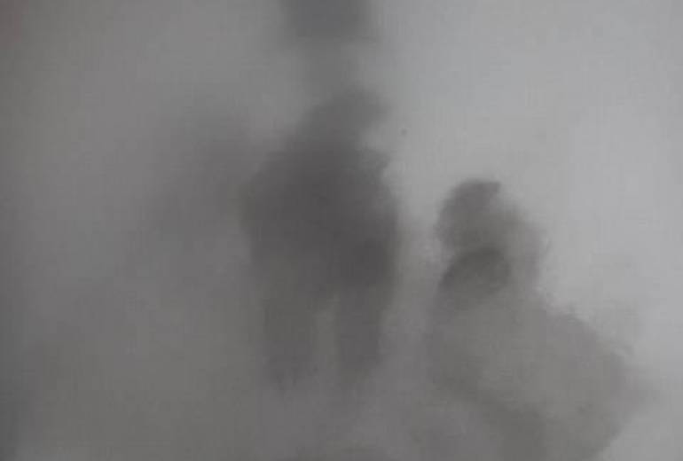 霧のなに、母と弟