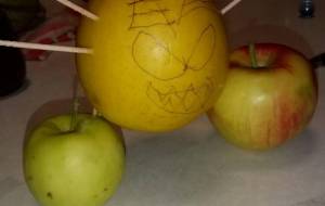 りんごのおばけ - 矢嶋凌久