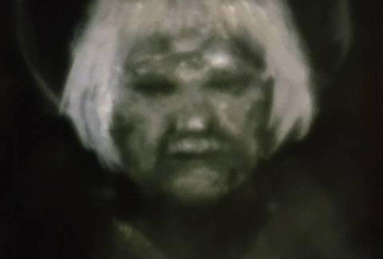 希望の悲しい歌（母さん、僕は母さんの子どもに生まれたこと、ありがとう、母さん）