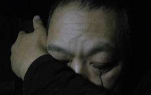 僕は霧の中、薄暗い朝の住人 - 真鍋哲地