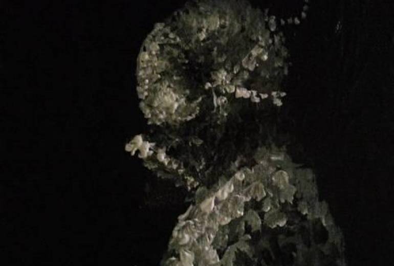 ガスマスク闇暗黒点描、べるぜぶぶ