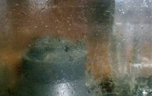 雨の日意識アート滲み - 真鍋哲地