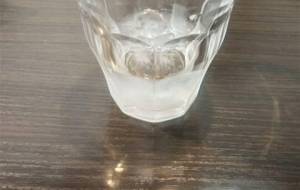 今日は公募展の出品のかえり喫茶店で - 真鍋哲地