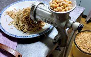 大豆つぶし - 久保田 俊