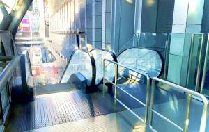 エスカレーター - えぐち