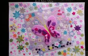 雪消ゆり張る花も若葉か下待つやも蝶 - 明紅葉