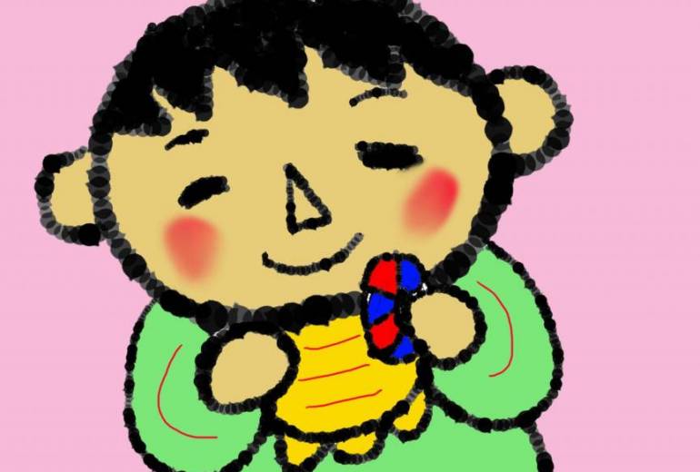 優しい微笑み。