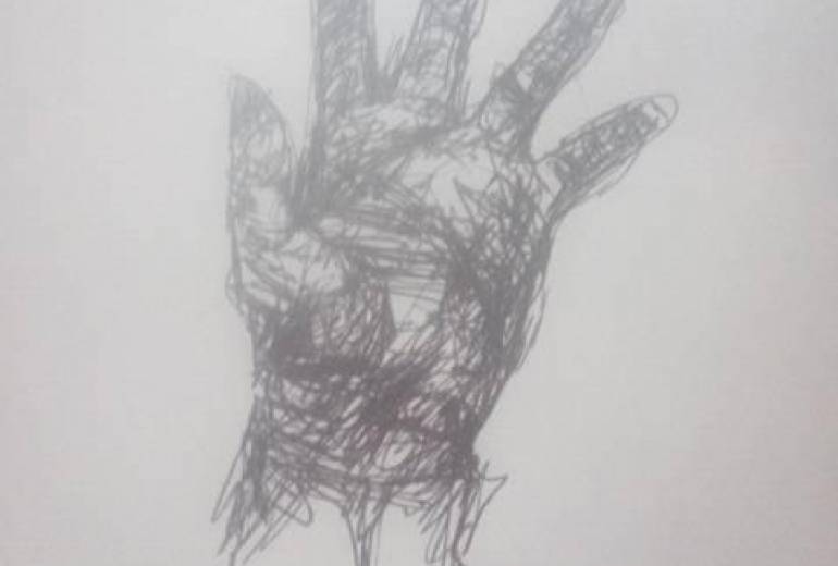 兵士、傷だらけの戦火