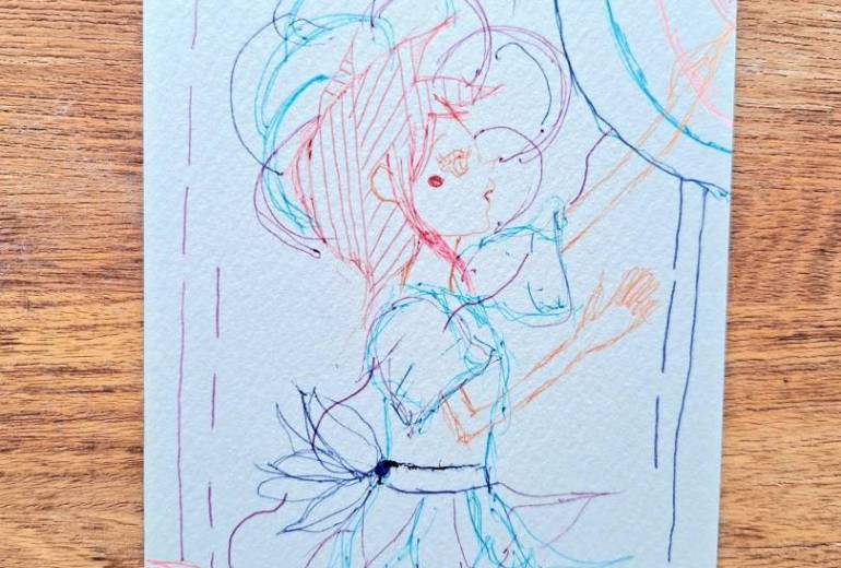 ステージに立っている女の子