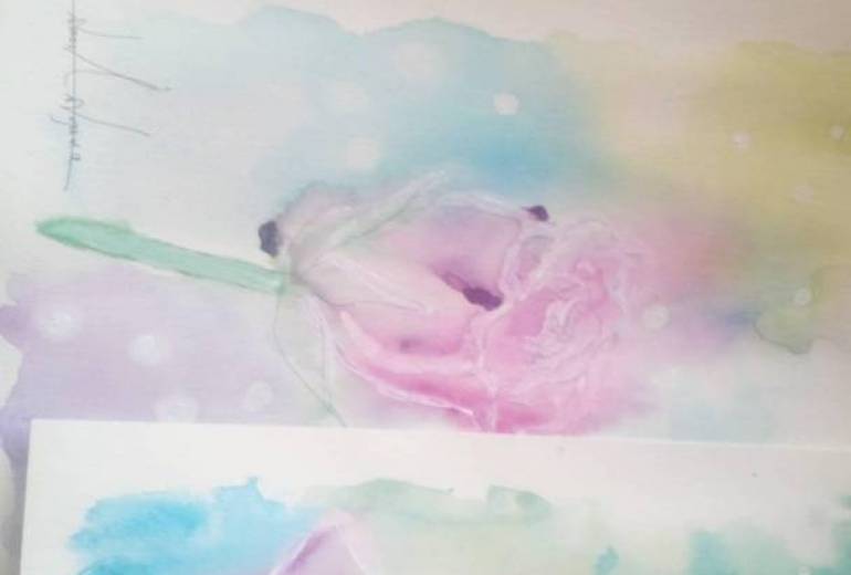 私は紙にこだわっています。鉛筆と筆。