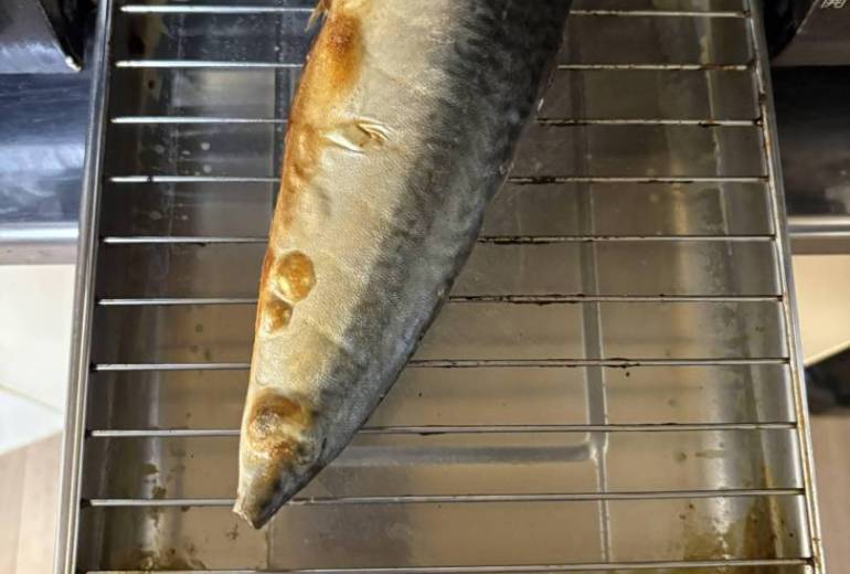 塩サバ焼きました