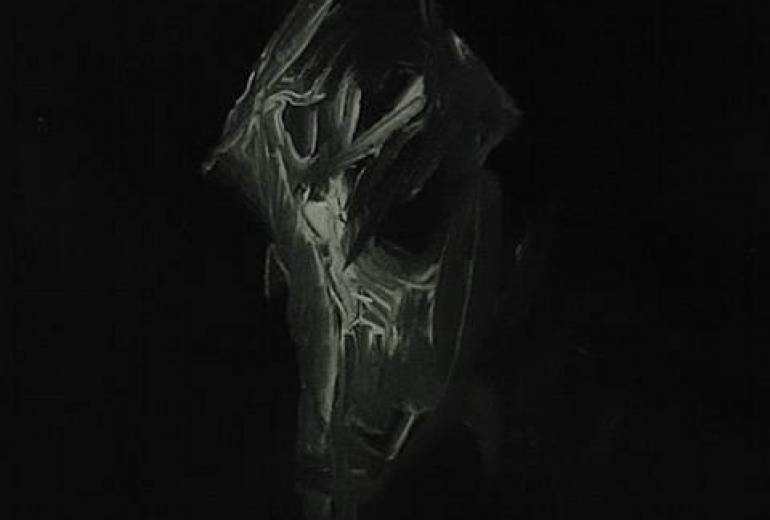 貧しい国の男の子のボロ切れのような服、（彼は元気に今日も母さんーーーっとお母さん大切にするよ！）