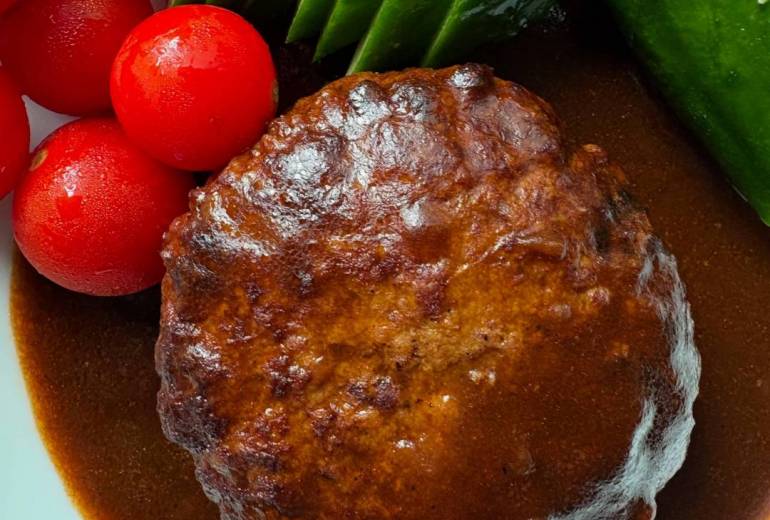 ハンバーグ定食