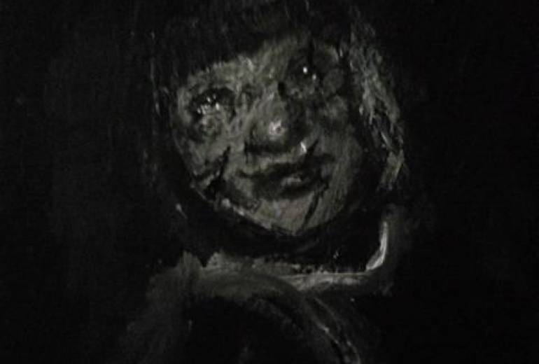 戦火、傷だらけの少女、母さん私は死ぬのかな？