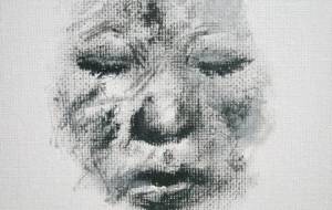 大戦で傷つき平和を手に入れた僕はこの国の平和を誇りに思う、(戦争は人を傷つけ、平和があるから人々は生きる事ができる) - 真鍋哲地