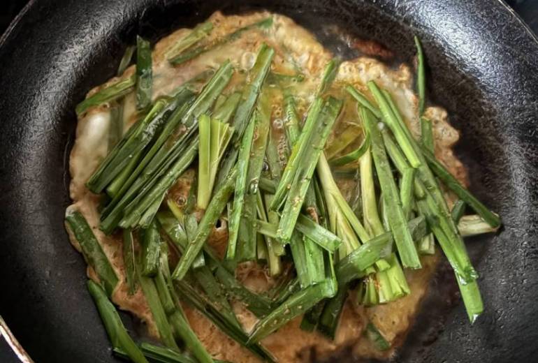 ニラの玉子焼き