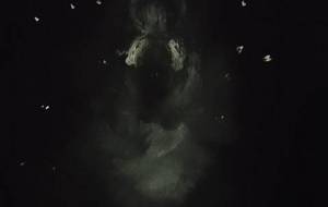 我は不動明王、我は滅するとしても我が深紅の永絶の炎を見よ!!!悪死霊どもよ例え貴様達の悪死霊怒王すら我、炎の不動明王、死をかけて炎と共に葬る!!!! - 真鍋哲地