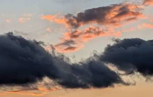 燃えてるみたいなそら - 宇宙くらげ 