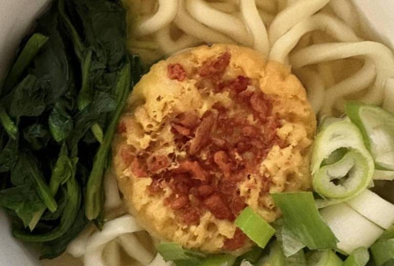 ハンドメイド料理天ぷらうどん