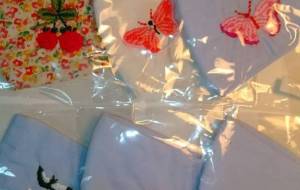 マスクに刺繍シリーズ１ - 繭 