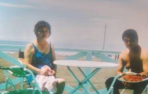 海へお母さんとデート - 椛澤敏光 