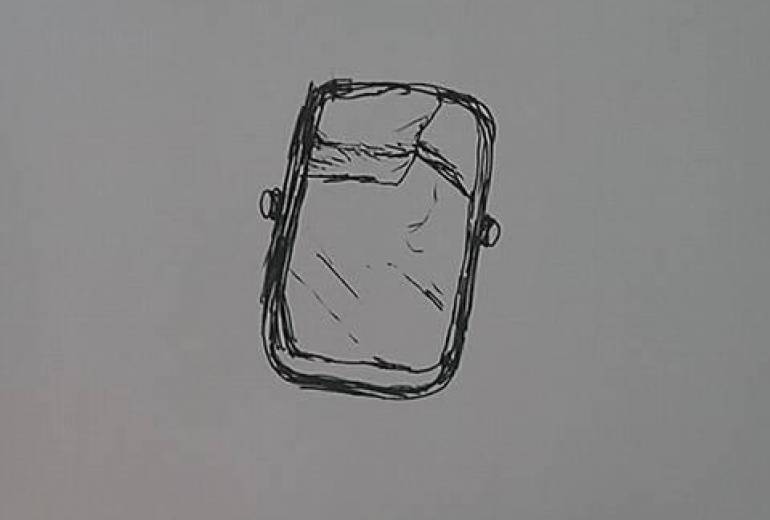 壊れたか鏡、家族の居た場所（ガムテープを貼って）