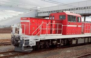石巻線の貨物列車 - 軍曹