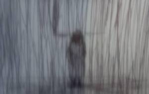例えば強い雨のなかで父さんを待ってた（誰かが言う､もうお父さん亡くなってるよと） - 真鍋哲地 